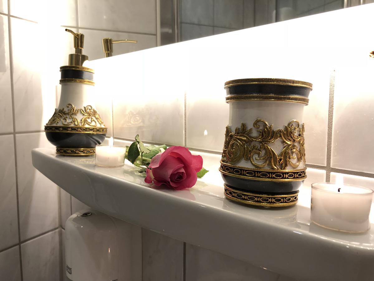 Golden Gapa Deluxe Studio Apartment 20 ガルミッシュ・パルテンキルヒェン エクステリア 写真