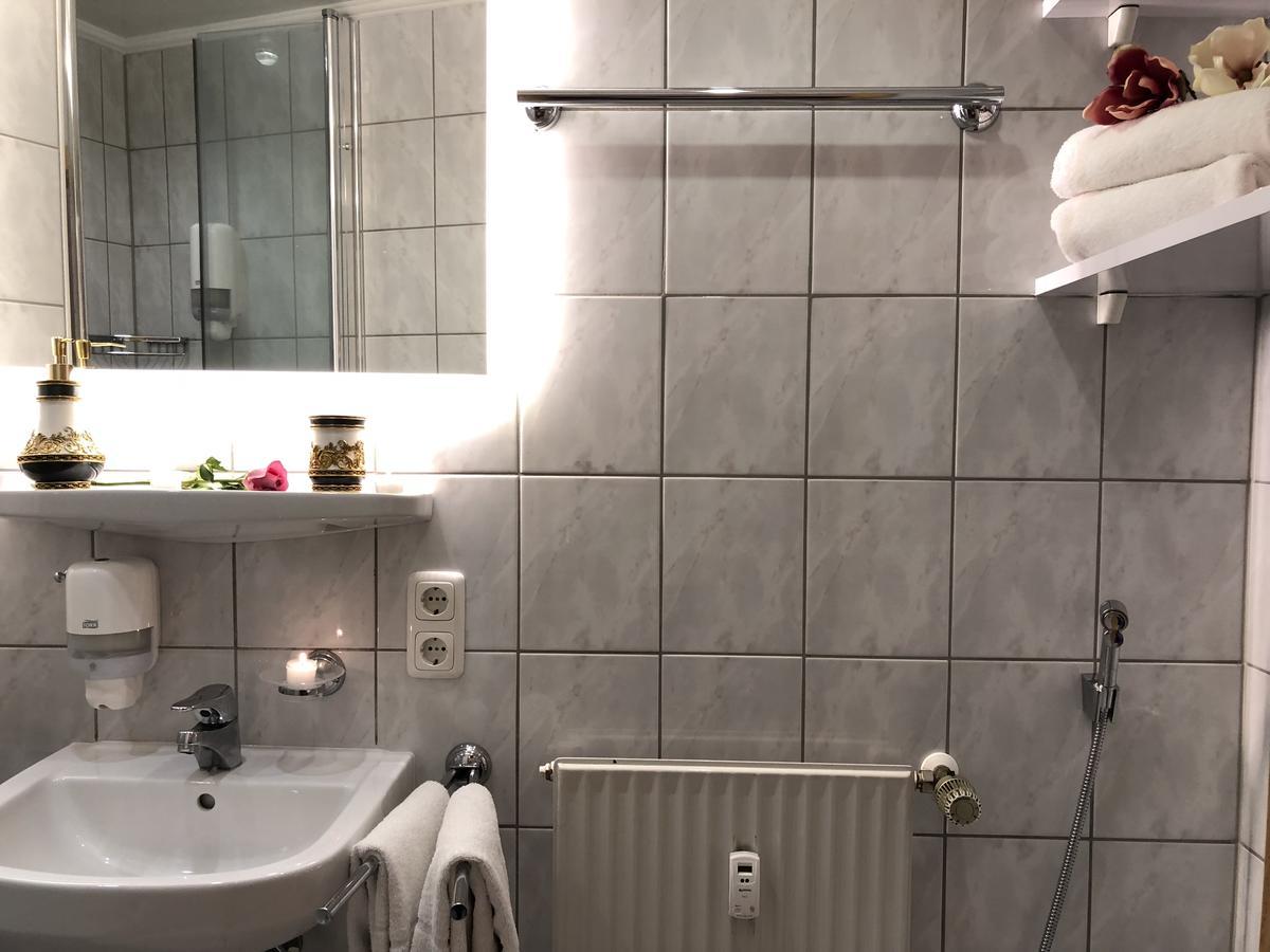 Golden Gapa Deluxe Studio Apartment 20 ガルミッシュ・パルテンキルヒェン エクステリア 写真